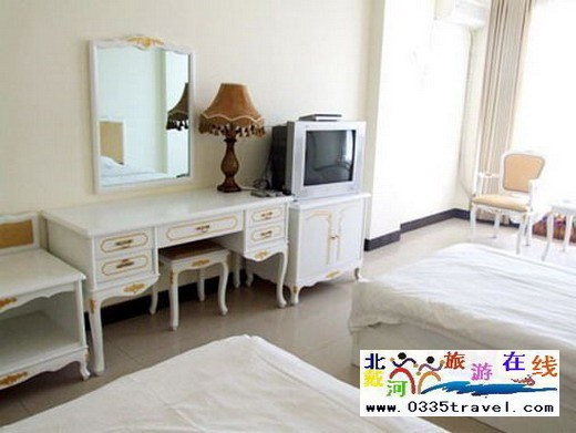 北戴河濱海假日酒店(原鐵建度假村)