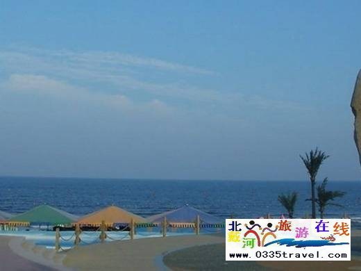 南戴河碧海藍(lán)天度假村