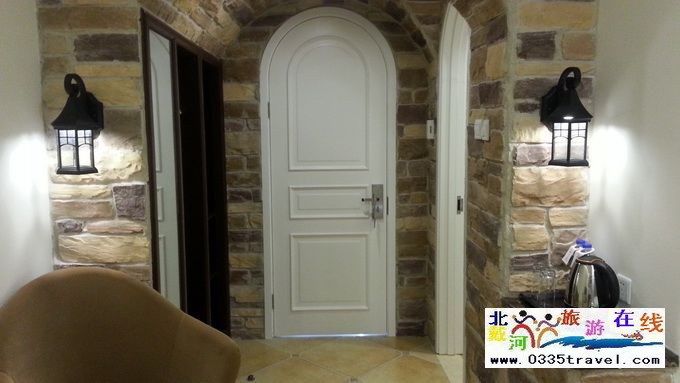 東戴河西西里風(fēng)情酒店團(tuán)隊(duì)預(yù)定熱線:0335-3522588