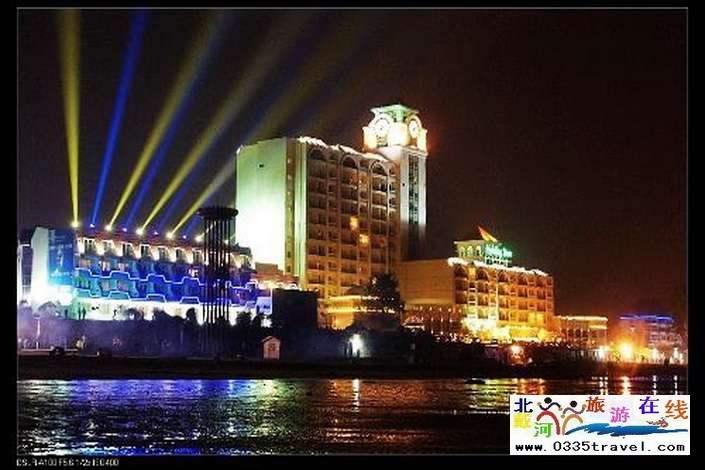 秦皇島海景酒店(原海景假日酒店)是秦皇島酒店中距離海灘最近海景效果最好掛牌五星級海景度假酒店,東戴河佳兆業(yè)鉑域酒店客房會(huì)議餐飲咨詢預(yù)訂電話0335-3522599. 秦皇島海景酒店(原海景假日酒店)是秦皇島酒店中距離海灘最近海景效果最好掛牌五星級海景度假酒店,東戴河佳兆業(yè)鉑域酒店客房會(huì)議餐飲咨詢預(yù)訂電話0335-3522599.