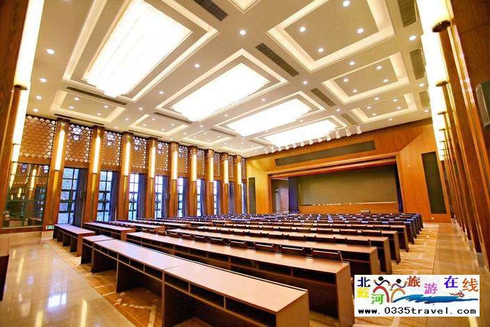 北戴河?xùn)|經(jīng)路賓館