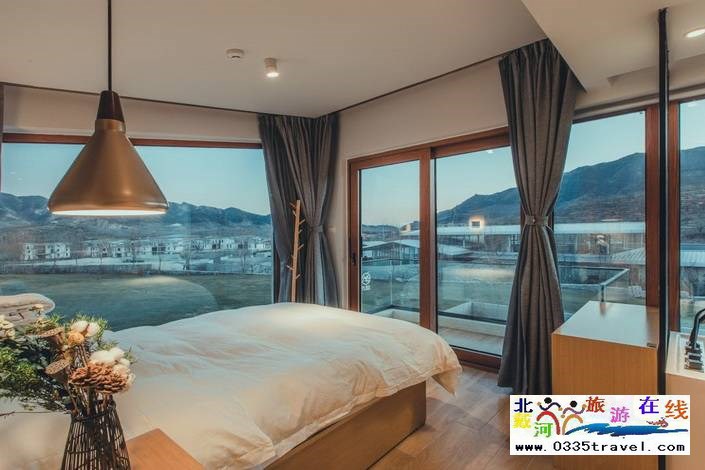 山海間溫泉藝術(shù)中心酒店