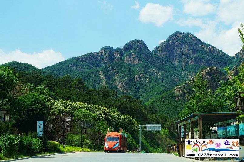 秦皇島祖山·天女小鎮(zhèn)(滑雪登山攝影)咨詢預(yù)定電話18633570222 15703350808