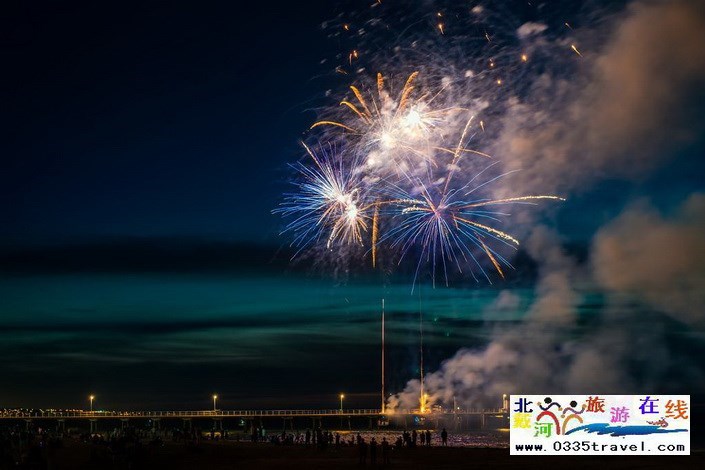 北戴河南戴河?xùn)|戴河煙花焰火沙灘篝火晚會