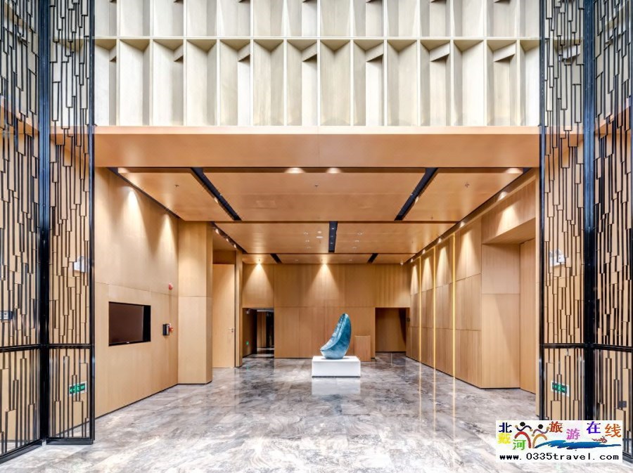 秦皇島海港萬楓酒店電話18633570222