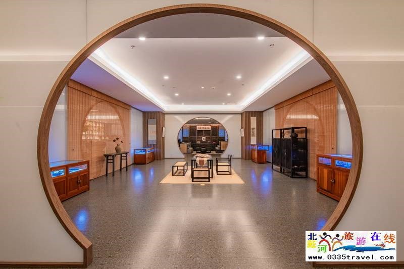 秦皇島燕山大學閑庭四藝酒店電話18633570222