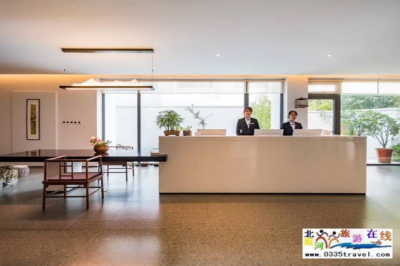 秦皇島燕山大學閑庭四藝酒店電話18633570222