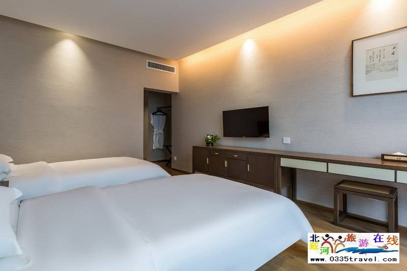 秦皇島燕山大學閑庭四藝酒店電話18633570222