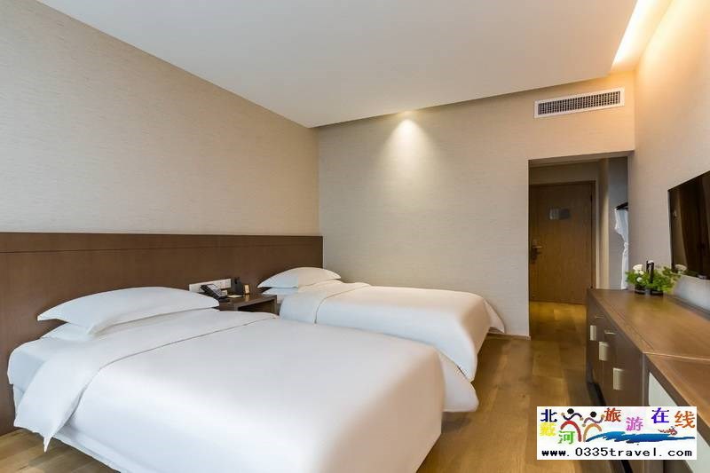 秦皇島燕山大學閑庭四藝酒店電話18633570222