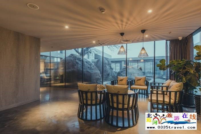 秦皇島山海間溫泉藝術(shù)中心酒店