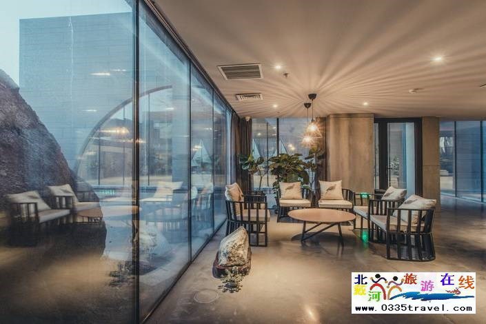 秦皇島山海間溫泉藝術(shù)中心酒店