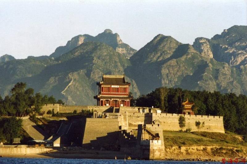 超值“山海關(guān)十年暢游卡”（包含天下第一關(guān)、老龍頭、角山、長壽山、孟姜女廟等九大景區(qū)）