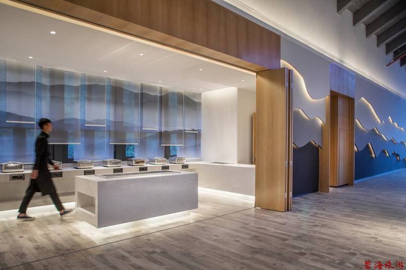 承德金山嶺長城大酒店咨詢預(yù)定電話18633570222 15703350808