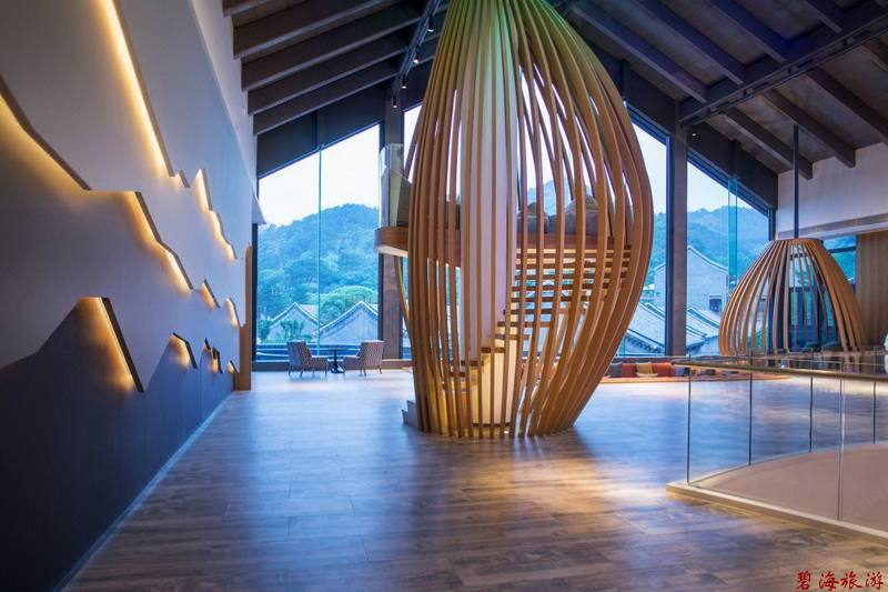 承德金山嶺長城大酒店咨詢預(yù)定電話18633570222 15703350808