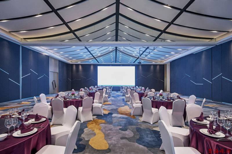 承德金山嶺長城大酒店咨詢預(yù)定電話18633570222 15703350808