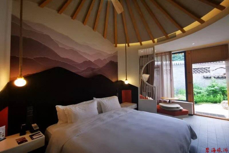 承德金山嶺長城大酒店咨詢預(yù)定電話18633570222 15703350808