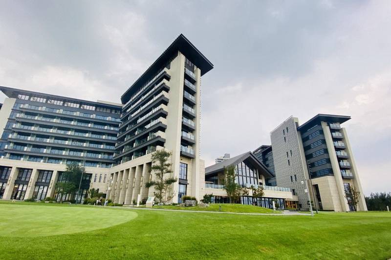 北戴河阿那亞Sukha蘇卡酒店咨詢(xún)預(yù)訂電話18633570222 15703350808