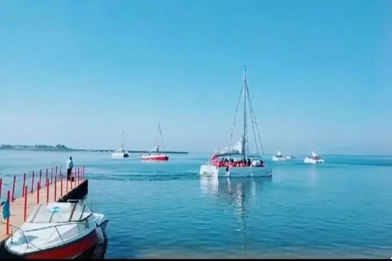 秦皇島北戴河浪淘沙長(zhǎng)城號(hào)公主號(hào)尋仙號(hào)求仙號(hào)游船