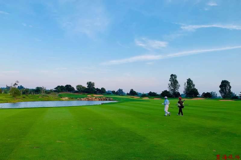 北戴河松石高爾夫/保利國際高爾夫/榮盛森林高爾夫俱樂部球場聯(lián)合優(yōu)惠預訂18633570222 15703350808 北戴河松石高爾夫/保利國際高爾夫/榮盛森林高爾夫俱樂部球場聯(lián)合優(yōu)惠預訂18633570222 15703350808