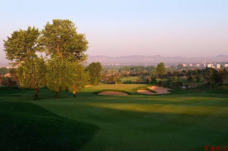 北戴河松石高爾夫/保利國際高爾夫/榮盛森林高爾夫俱樂部球場聯(lián)合優(yōu)惠預訂18633570222 15703350808 北戴河松石高爾夫/保利國際高爾夫/榮盛森林高爾夫俱樂部球場聯(lián)合優(yōu)惠預訂18633570222 15703350808